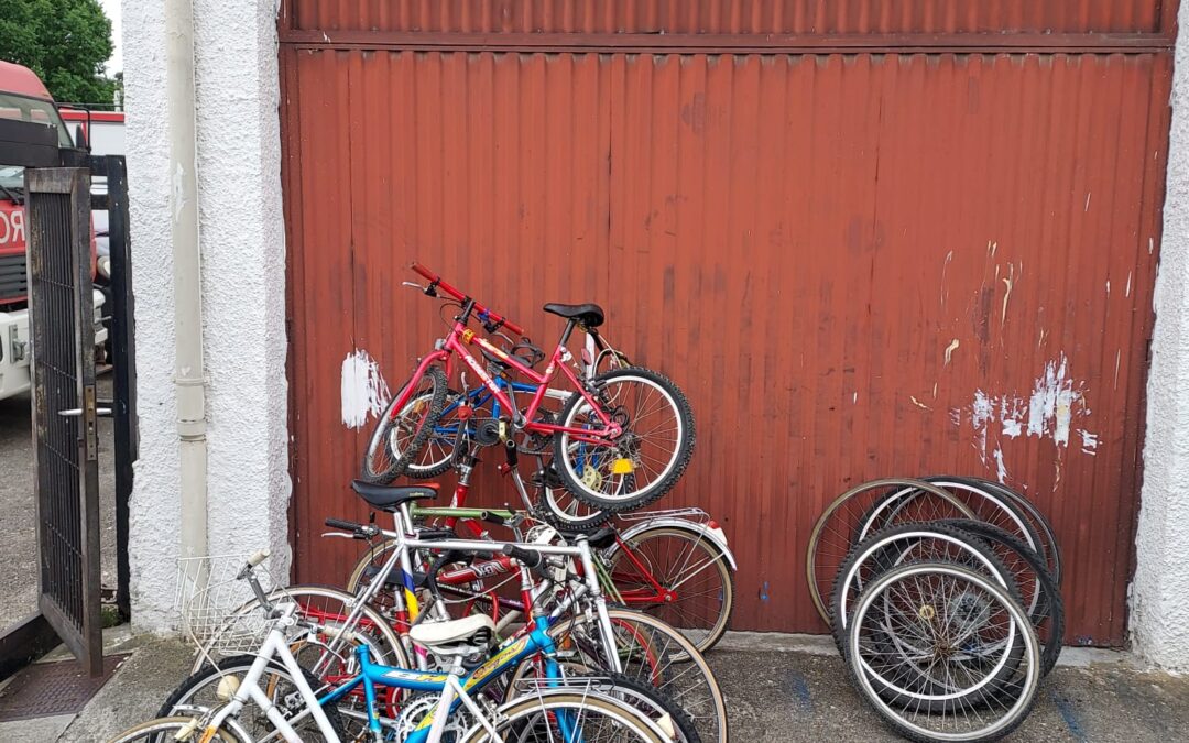 DONACIÓN DE BICICLETAS DE LA COMUNIDAD DE VECINOS DE CALLE IÑIGO ARISTA, 19   (09-06-2026)